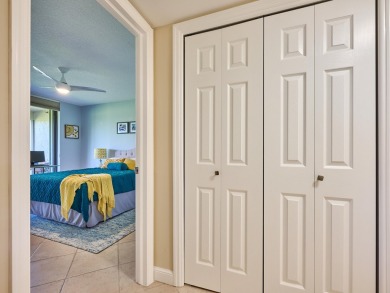 Welcome to this exquisite 2-bed, 2-bath condo in the highly on Fountains Golf and Country Club in Florida - for sale on GolfHomes.com, golf home, golf lot