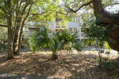 Excellent location and ready to make your own! Well-cared for on Bald Head Island Golf Club in North Carolina - for sale on GolfHomes.com, golf home, golf lot