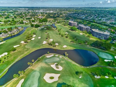 Welcome to this exquisite 2-bed, 2-bath condo in the highly on Fountains Golf and Country Club in Florida - for sale on GolfHomes.com, golf home, golf lot