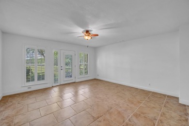 BEST VALUE IN HORSESHOE BAY! Large golf course townhouse on the on Ram Rock Golf Course in Texas - for sale on GolfHomes.com, golf home, golf lot