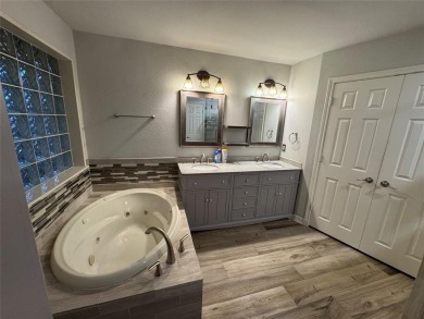 Beautiful updated home in Pecan Plantation. 4 bedroom, with on Pecan Plantation Country Club in Texas - for sale on GolfHomes.com, golf home, golf lot