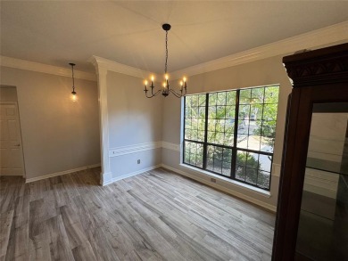 Beautiful updated home in Pecan Plantation. 4 bedroom, with on Pecan Plantation Country Club in Texas - for sale on GolfHomes.com, golf home, golf lot