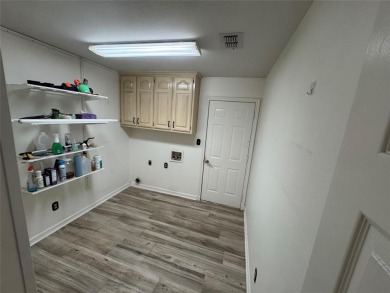 Beautiful updated home in Pecan Plantation. 4 bedroom, with on Pecan Plantation Country Club in Texas - for sale on GolfHomes.com, golf home, golf lot