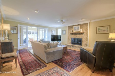 FOX DEN!!!!!  ON GOLF COURSE!!!!  IN HEART OF FARRAGUT!!!!! ONE on Fox Den Country Club in Tennessee - for sale on GolfHomes.com, golf home, golf lot