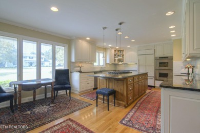 FOX DEN!!!!!  ON GOLF COURSE!!!!  IN HEART OF FARRAGUT!!!!! ONE on Fox Den Country Club in Tennessee - for sale on GolfHomes.com, golf home, golf lot