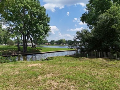 Build your boat dock HERE! This large waterfront lot in the on Emerald Bay Club in Texas - for sale on GolfHomes.com, golf home, golf lot