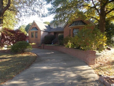 BEAUTIFUL 4 BEDROOM 3 1/2 BATH BRICK HOME IS LOCATED IN THE on Mayfield-Graves Country Club in Kentucky - for sale on GolfHomes.com, golf home, golf lot