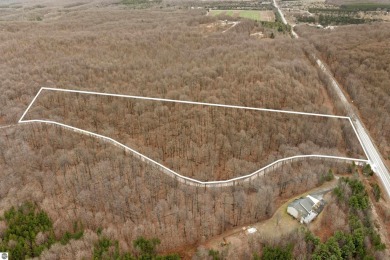 Golden Valley Woods in beautiful Leelanau County is a on The Dunes Golf Club in Michigan - for sale on GolfHomes.com, golf home, golf lot