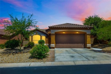 Beautiful 3 Bedroom, 2 Bath Home in Prestigious Laughlin Ranch on Laughlin Ranch Golf Club in Arizona - for sale on GolfHomes.com, golf home, golf lot