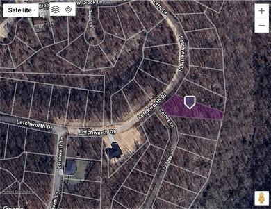 Build your dream home on this beautiful, mostly flat lot in the on Bella Vista - Metfield Golf Complex and Country Club in Arkansas - for sale on GolfHomes.com, golf home, golf lot
