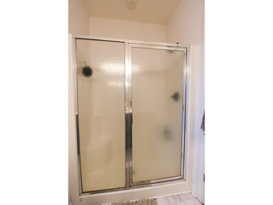 Check out this BEAUTIFULLY UPDATED 3 bed 2 bath home in South on Francis Lake Golf Club in Georgia - for sale on GolfHomes.com, golf home, golf lot