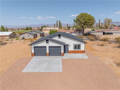 Brand new construction in the beautiful community of Valle Vista on Valle Vista Golf Course in Arizona - for sale on GolfHomes.com, golf home, golf lot