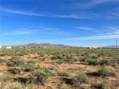 5 acres of buildable land fully FENCED  on PAVED roads with a on Valle Vista Golf Course in Arizona - for sale on GolfHomes.com, golf home, golf lot