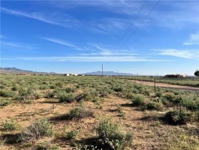 5 acres of buildable land fully FENCED  on PAVED roads with a on Valle Vista Golf Course in Arizona - for sale on GolfHomes.com, golf home, golf lot