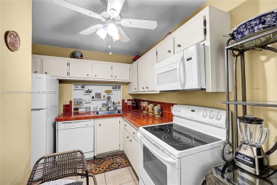 Wow! Beautiful 3-bed, 2-bath Corner Unit Condo That Overlooks on Pine Island Ridge Country Club in Florida - for sale on GolfHomes.com, golf home, golf lot