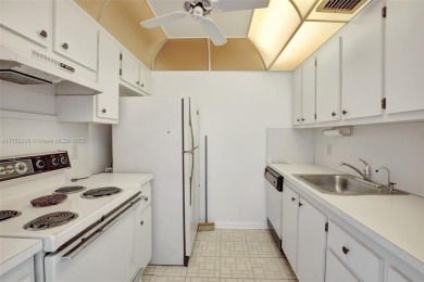 INVESTOR FRIENDLY !! *CAN BE RENTED RIGHT AWAY* 1 bedrooms 1.5 on Flamingo Lakes Country Club in Florida - for sale on GolfHomes.com, golf home, golf lot