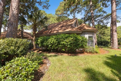 Charming Cottage in the Fairways of Sandestin Golf & Beach on Sandestin Golf and Beach Resort - The Links in Florida - for sale on GolfHomes.com, golf home, golf lot