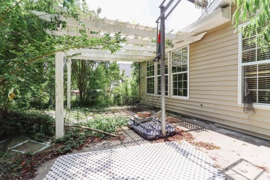 Welcome to 677 Tidal Point Ln, a charming 3-bedroom, 2 on Arrowhead Country Club in South Carolina - for sale on GolfHomes.com, golf home, golf lot