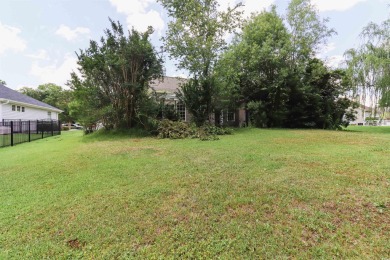 Welcome to 677 Tidal Point Ln, a charming 3-bedroom, 2 on Arrowhead Country Club in South Carolina - for sale on GolfHomes.com, golf home, golf lot