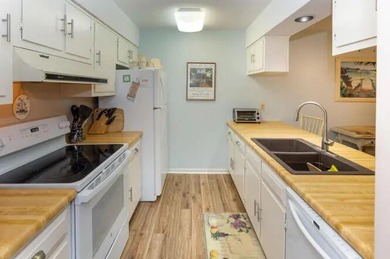 On GOLF COURSE  w/ GOLF CART INCLUDED - Fully furnished, in on The Plantation Course At Edisto in South Carolina - for sale on GolfHomes.com, golf home, golf lot