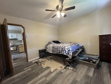 Charming Bungalow In Prime Location! Welcome to your beautifully on Harbor Links Golf Course in Oregon - for sale on GolfHomes.com, golf home, golf lot