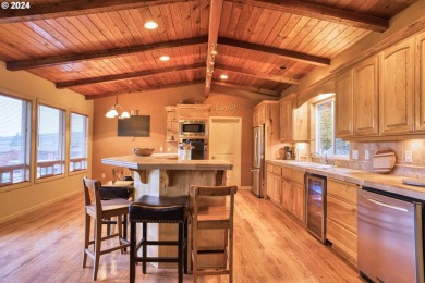 Discover the beauty of this custom built home that overlooks the on John Day Golf Club in Oregon - for sale on GolfHomes.com, golf home, golf lot