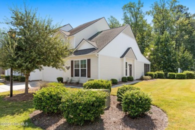 Here's your chance to own this fully furnished 3 bedroom, 2.5 on Carolina Shores Golf Course in North Carolina - for sale on GolfHomes.com, golf home, golf lot
