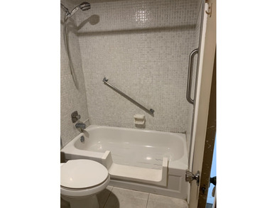 ** HUGE PRICE REDUCTION!!*** GREAT OPPORTUNITY for this corner on Kings Point Golf -Flanders Way in Florida - for sale on GolfHomes.com, golf home, golf lot