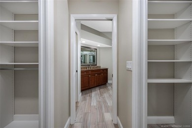 Don't miss this FABULOUS move-in ready 2B/2ba plus DEN villa on Monarch Country Club in Florida - for sale on GolfHomes.com, golf home, golf lot