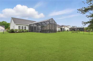 This beautifully maintained 3-bed, 2-bath home with a heated on Hilton Head Lakes Golf Club in South Carolina - for sale on GolfHomes.com, golf home, golf lot