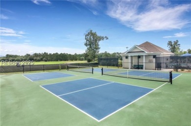 Picture yourself starting the day with coffee on your screened on Hilton Head Lakes Golf Club in South Carolina - for sale on GolfHomes.com, golf home, golf lot