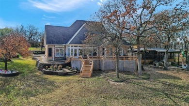 One word describes this lake front property, WOW. 3 bedrooms 3 on Lake Kiowa Golf Course in Texas - for sale on GolfHomes.com, golf home, golf lot