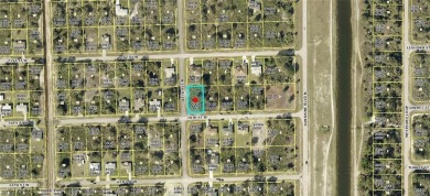 Excellent opportunity with a corner lot just one block off of on River Hall Country Club in Florida - for sale on GolfHomes.com, golf home, golf lot