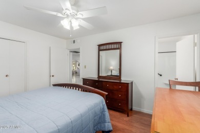 Beautifully kept 2BD/2BA 1,269 sqft golf-course home with leased on Sun City South Golf Course in Arizona - for sale on GolfHomes.com, golf home, golf lot