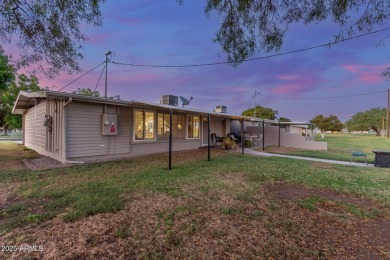Beautifully kept 2BD/2BA 1,269 sqft golf-course home with leased on Sun City South Golf Course in Arizona - for sale on GolfHomes.com, golf home, golf lot