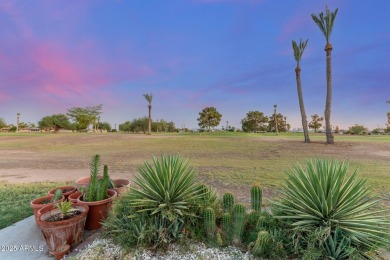 Beautifully kept 2BD/2BA 1,269 sqft golf-course home with leased on Sun City South Golf Course in Arizona - for sale on GolfHomes.com, golf home, golf lot