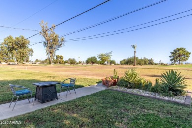 Beautifully kept 2BD/2BA 1,269 sqft golf-course home with leased on Sun City South Golf Course in Arizona - for sale on GolfHomes.com, golf home, golf lot