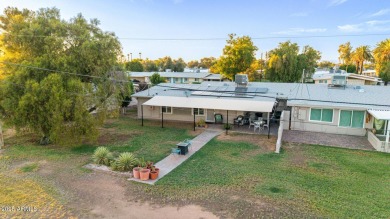 Beautifully kept 2BD/2BA 1,269 sqft golf-course home with leased on Sun City South Golf Course in Arizona - for sale on GolfHomes.com, golf home, golf lot