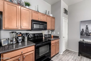 Come and see this charming 3-bed, 2-bath patio home in Desert on The Foothills Golf Club in Arizona - for sale on GolfHomes.com, golf home, golf lot