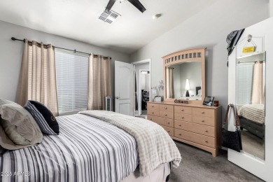 Come and see this charming 3-bed, 2-bath patio home in Desert on The Foothills Golf Club in Arizona - for sale on GolfHomes.com, golf home, golf lot