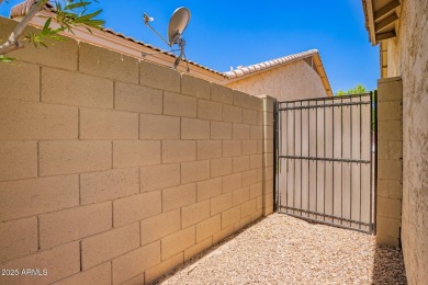 Come and see this charming 3-bed, 2-bath patio home in Desert on The Foothills Golf Club in Arizona - for sale on GolfHomes.com, golf home, golf lot