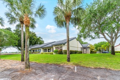 Excellent opportunity to own in desirable Windsor at Hunters Run on Hunters Run Golf and Country Club in Florida - for sale on GolfHomes.com, golf home, golf lot