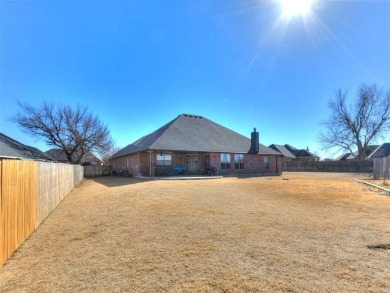 **MOTIVATED SELLERS** New pictures coming soon! Welcome home! on Oak Tree National Golf and Country Club in Oklahoma - for sale on GolfHomes.com, golf home, golf lot