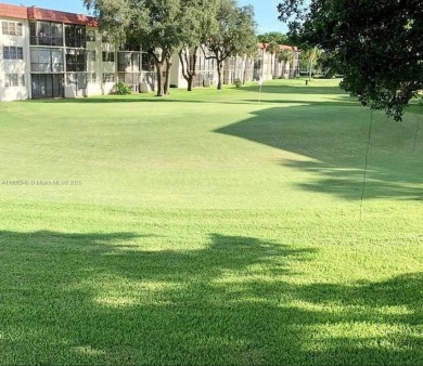 Welcome to your new oasis at 691 S Hollybrook Dr! This on Hollybrook Golf and Tennis Club  in Florida - for sale on GolfHomes.com, golf home, golf lot