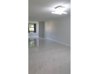 Welcome to your new oasis at 691 S Hollybrook Dr! This on Hollybrook Golf and Tennis Club  in Florida - for sale on GolfHomes.com, golf home, golf lot