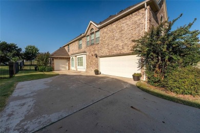 New year, new home! This esteemed WaterView home is ready to on Jim Boggs in Texas - for sale on GolfHomes.com, golf home, golf lot