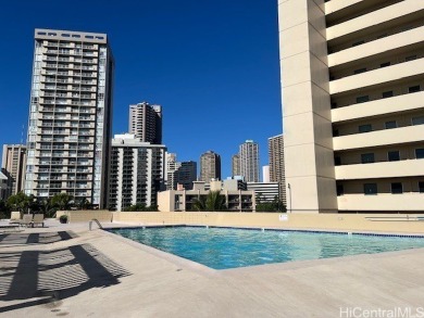 The airy and bright unit overlooking the canal and Ala Wai Golf on Ala Wai Golf Course in Hawaii - for sale on GolfHomes.com, golf home, golf lot