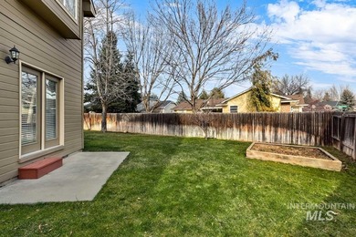 OPEN HOUSES 1/31 SAT 12-3 & 2/1 SUN 1-4 Custom-designed with on Eagle Hills Golf Course in ID - for sale on GolfHomes.com, golf home, golf lot