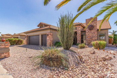 Gorgeous home with Pool!
This stunning Bogota model blends on Oakwood Golf Club  in Arizona - for sale on GolfHomes.com, golf home, golf lot