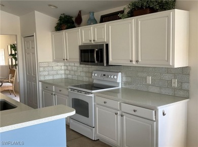 MAKE AN OFFER.  SELLER WILL CONSIDERE ALL OFFERS. BEAUTIFUL LAKE on Colonial Country Club in Florida - for sale on GolfHomes.com, golf home, golf lot